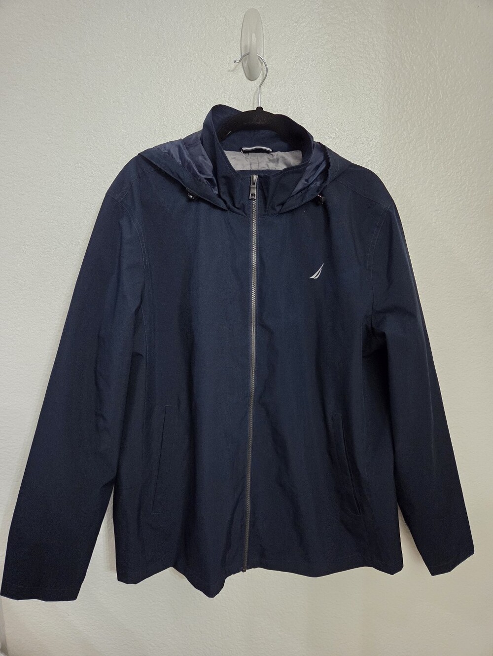 Nautica Men’s Classic Rainbreaker Hooded Zip-Front Lightweight Jacket Size XL